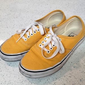 Womens size 8 Yellow Van's